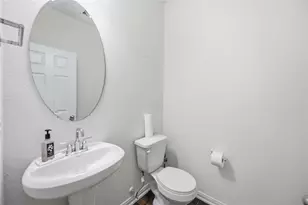 2111 Katalonia Ln, Fresno, TX 77545 - Photo 12