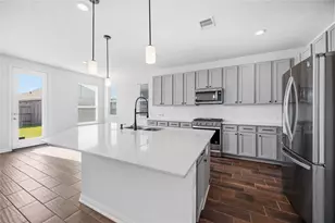 2111 Katalonia Ln, Fresno, TX 77545 - Photo 8