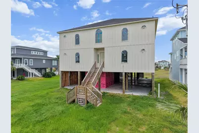 9305 Vista Bella, Galveston, TX 77554 - Photo 2