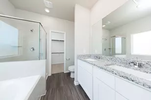 3874 Avalon Ln, Conroe, TX 77301 - Photo 12