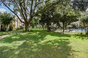 800 Country Pl Dr, Houston, TX 77079 - Photo 48
