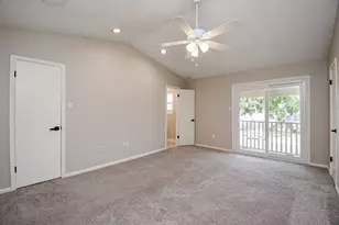 800 Country Pl Dr, Houston, TX 77079 - Photo 30