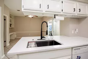 800 Country Pl Dr, Houston, TX 77079 - Photo 24
