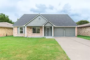 13130 Kingsmill Dr, Houston, TX 77478 - Photo 1