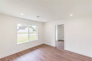 13130 Kingsmill Dr, Houston, TX 77478 - Photo 22
