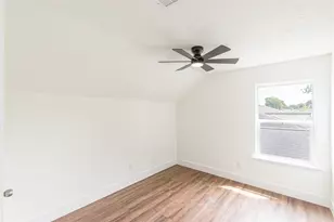 13130 Kingsmill Dr, Houston, TX 77478 - Photo 34