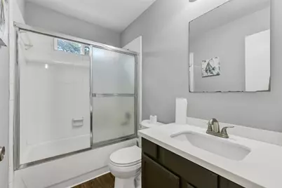 6335 Danshire Court, Houston, TX 77049 - Photo 16