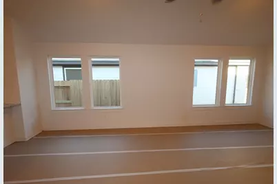 22427 Douglas Court, New Caney, TX 77357 - Photo 12