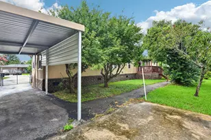 10629 Bois D Arc St, La Porte, TX 77571 - Photo 8