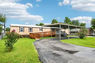 10629 Bois D Arc St, La Porte, TX 77571 - Photo 2