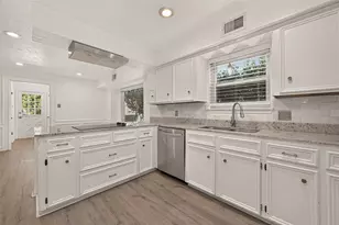 12619 Chriswood Dr, Cypress, TX 77429 - Photo 10