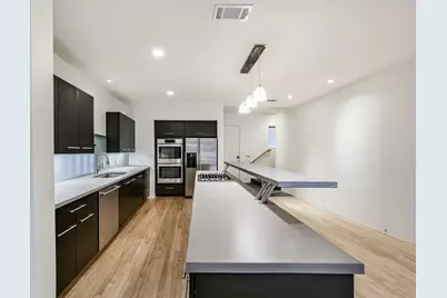 2518 Mason Street #B, Houston, TX 77006 - Photo 8