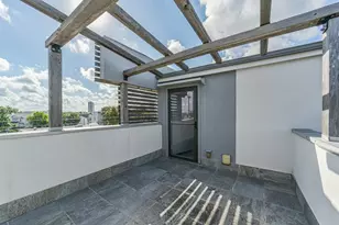 2518 Mason St, Houston, TX 77006 - Photo 36