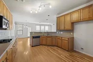 5210 Hillbrook Ct, Sugar Land, TX 77479 - Photo 12