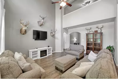 13335 Hidden Manor Court, Willis, TX 77318 - Photo 10