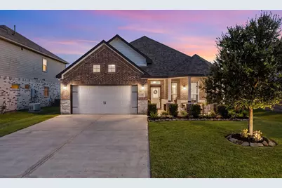 122 Comal Drive, Baytown, TX 77523 - Photo 1