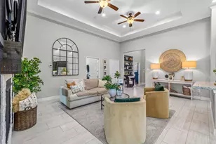 122 Comal Dr, Baytown, TX 77523 - Photo 8