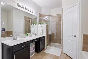 223 Harbor Bend Ln, Dickinson, TX 77539 - Photo 18