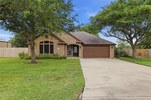 16210 Bluebird St, Santa Fe, TX 77517 - Photo 4