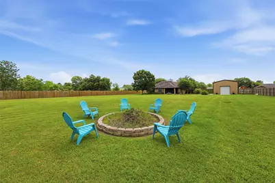 16210 Bluebird Street, Santa Fe, TX 77517 - Photo 40