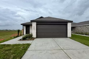 9203 Burch Eagle Ct, Baytown, TX 77521 - Photo 2