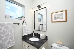 3322 Chenevert St, Houston, TX 77004 - Photo 22