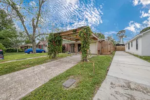 306 Graceland St, Houston, TX 77009 - Photo 6