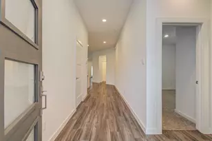 10011 Angelina Woods Ln, Conroe, TX 77384 - Photo 4