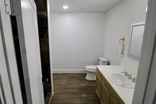 111 10th St, Shepherd, TX 77371 - Photo 22