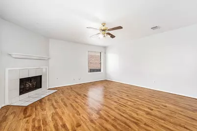8823 Emerald Heights Lane, Houston, TX 77083 - Photo 10