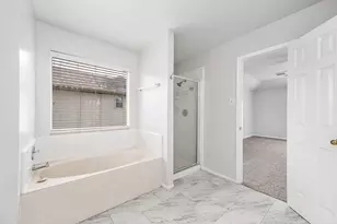 8823 Emerald Heights Ln, Houston, TX 77083 - Photo 24
