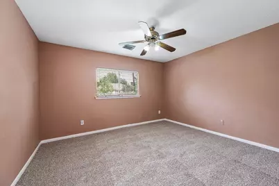 8823 Emerald Heights Lane, Houston, TX 77083 - Photo 28