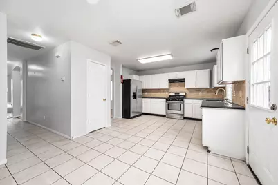 8823 Emerald Heights Lane, Houston, TX 77083 - Photo 14
