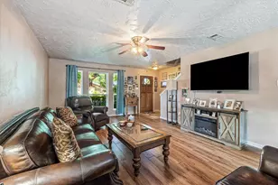 3700 Wood Sorrel Dr, Dickinson, TX 77539 - Photo 10