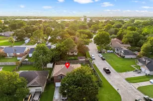 3700 Wood Sorrel Dr, Dickinson, TX 77539 - Photo 6