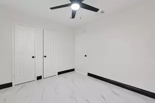 10703 White Bridge Ln, Sugar Land, TX 77498 - Photo 28