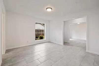 9423 Kristin Drive, Houston, TX 77031 - Photo 4