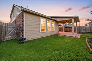 18323 Hickory Trunnel Ln, Houston, TX 77084 - Photo 2