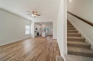 412 W Marlin St, Willis, TX 77378 - Photo 8