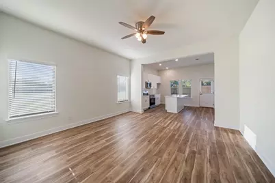 412 W Marlin Street, Willis, TX 77378 - Photo 10