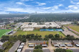 10382 Hammerly Blvd, Houston, TX 77043 - Photo 26