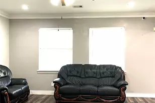 8806 Inglebrook Ln, Houston, TX 77083 - Photo 6