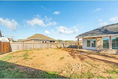 10 Green Meadows Lane, West Columbia, TX 77486 - Photo 18