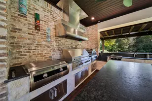 2 Highclere Park Dr, Spring, TX 77379 - Photo 38