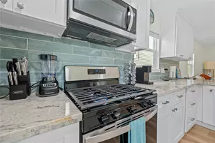 2811 Ave O 1/2, Galveston, TX 77550 - Photo 10