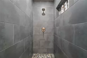 2811 Ave O 1/2, Galveston, TX 77550 - Photo 18