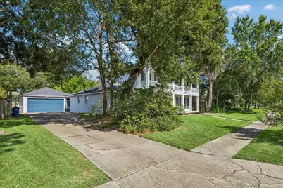 1026 Cragmore Drive, Seabrook, TX 77586 - Photo 8