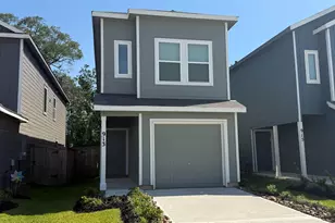 913 Pertuso Ln, Huffman, TX 77336 - Photo 1