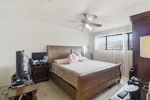 2266 Triway Ln, Houston, TX 77043 - Photo 22