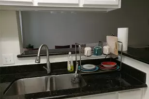7575 Cambridge St, Houston, TX 77054 - Photo 4